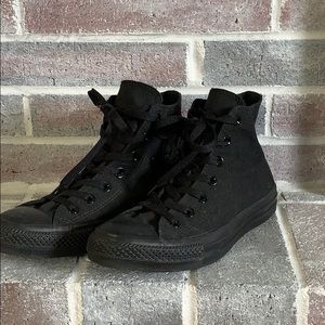 Black converse
